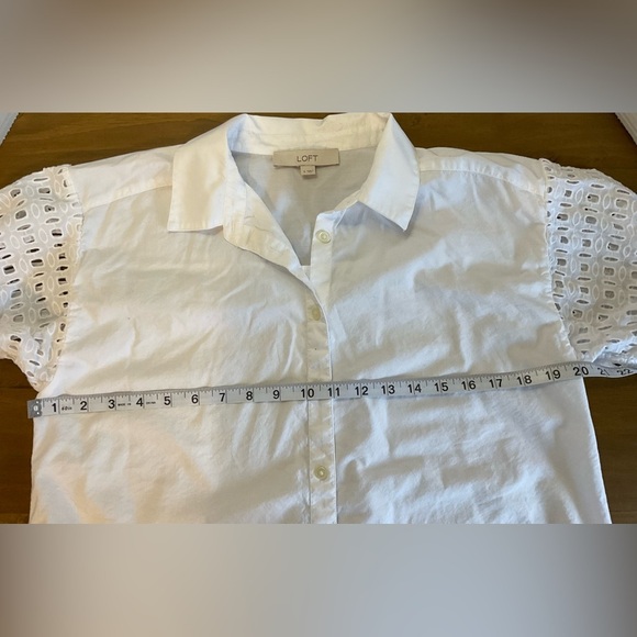LOFT White Cuffed Sleeve Button Down Shirt - Picture 4 of 5